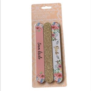 NWT Bride glitter nail file set